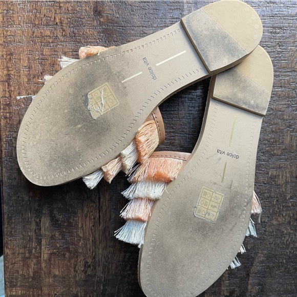 DOLCE VITA Celaya Natural Fringe Sandal sz 6 - Picture 12 of 14